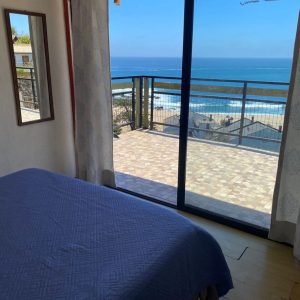 DORMITORIO CON VISTA AL MAR